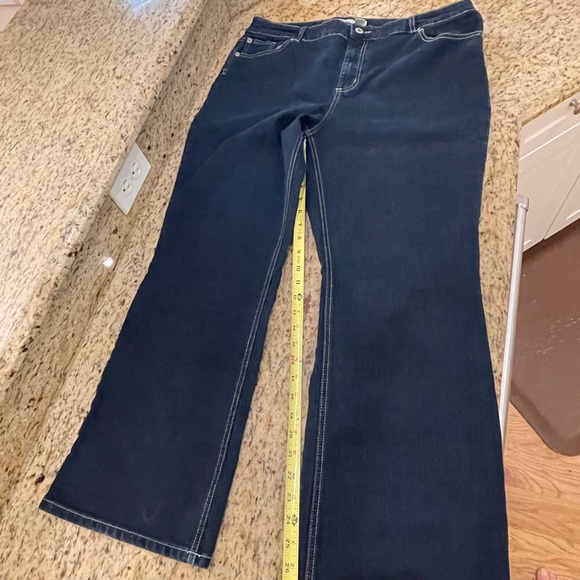 Chico's Platinum Denim Jeans Size 3 (16) Short Ultimate Fit Bootcut Short - Picture 7 of 10